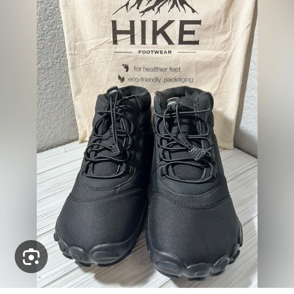 Women's Black Athletic Shoes